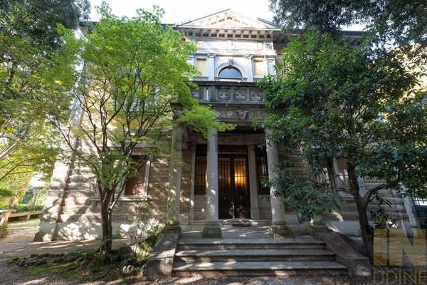casa indipendente in vendita ad Udine in zona Centro Storico