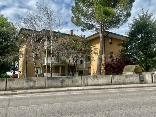 appartamento in vendita ad Udine in zona Rizzi