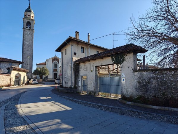 casa indipendente in vendita ad Udine in zona Beivars