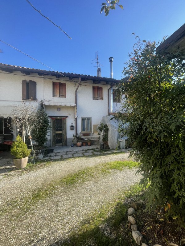 casa indipendente in vendita ad Udine in zona Cussignacco