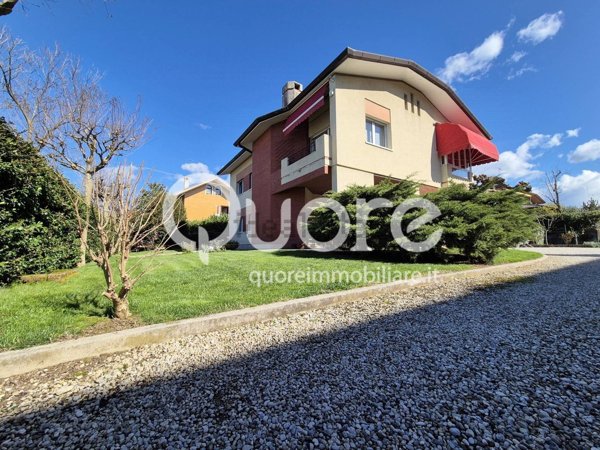 casa indipendente in vendita ad Udine