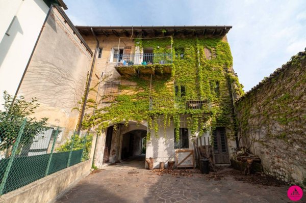 casa indipendente in vendita ad Udine in zona Centro Storico