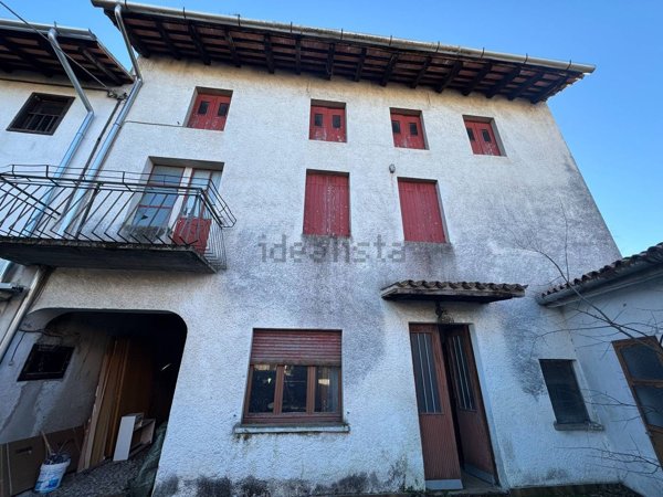 casa indipendente in vendita ad Udine in zona Godia