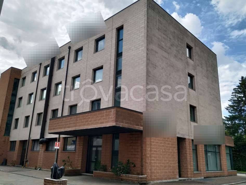 negozio in vendita ad Udine in zona Paparotti