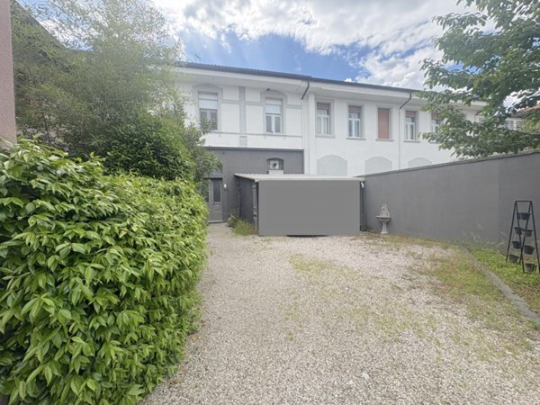 appartamento in vendita ad Udine in zona Paparotti