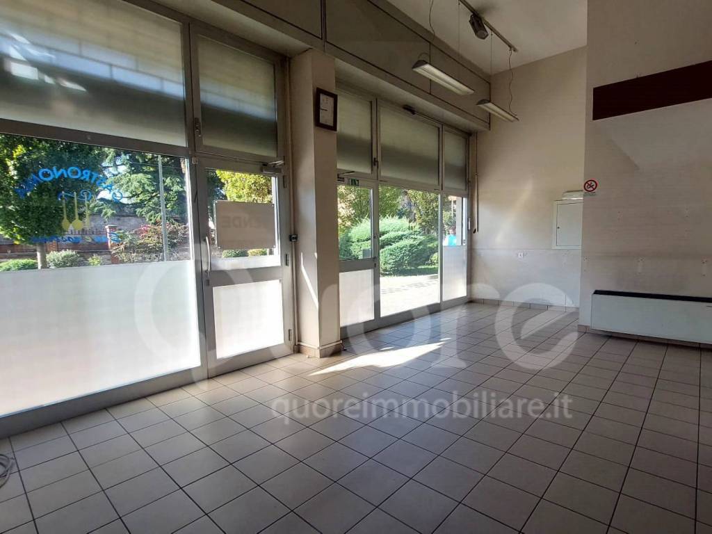 negozio in vendita ad Udine