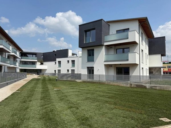 appartamento in vendita ad Udine in zona Cormor