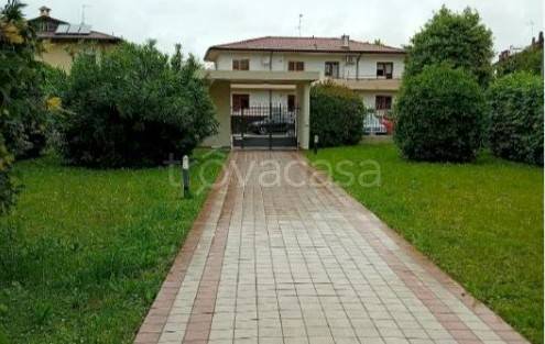 appartamento in vendita ad Udine in zona Rizzi