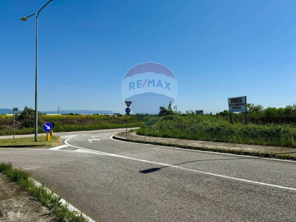 terreno agricolo in vendita ad Udine