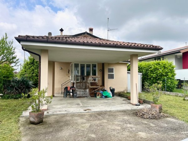 casa indipendente in vendita ad Udine