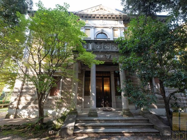 casa indipendente in vendita ad Udine in zona Centro Storico