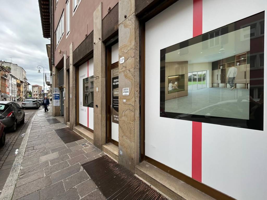 negozio in vendita ad Udine in zona Centro Storico