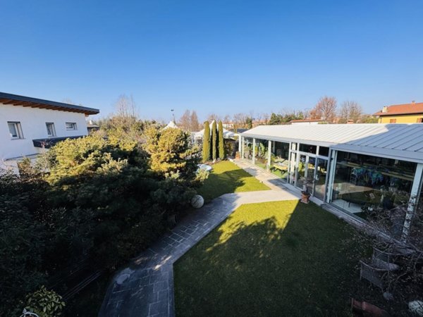 villa in vendita ad Udine in zona Rizzi