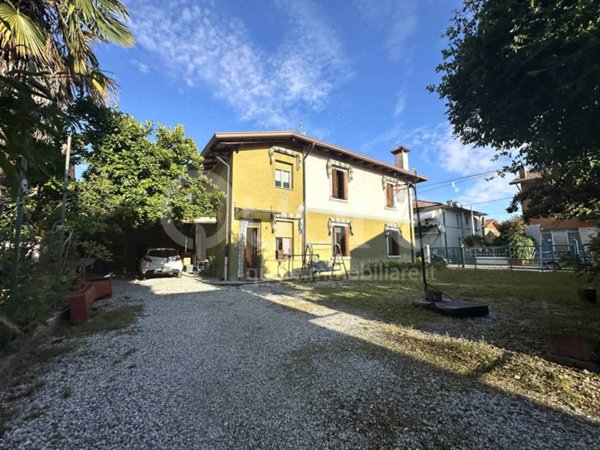 casa indipendente in vendita ad Udine in zona San Gottardo