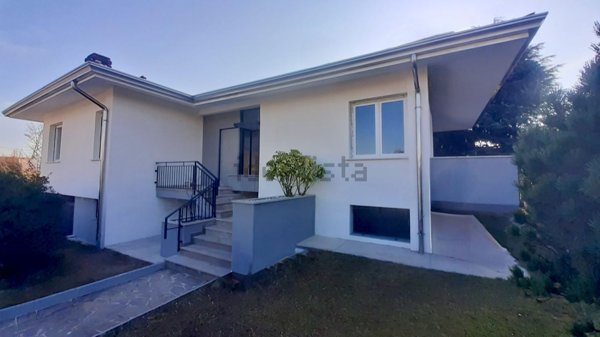 casa indipendente in vendita ad Udine