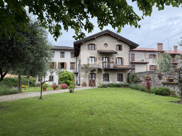 casa indipendente in vendita ad Udine in zona Centro Storico