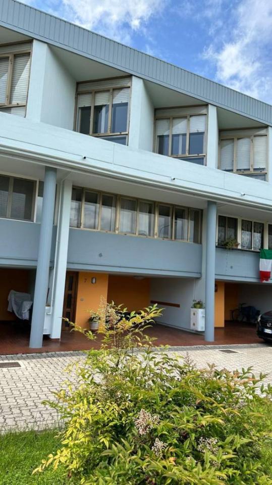 casa indipendente in vendita ad Udine in zona Rizzi