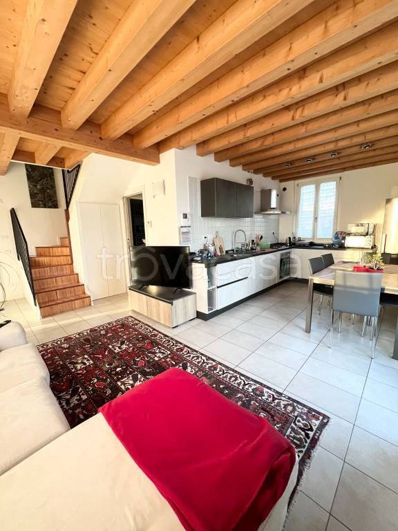 appartamento in vendita ad Udine in zona San Paolo/Sant'Osvaldo