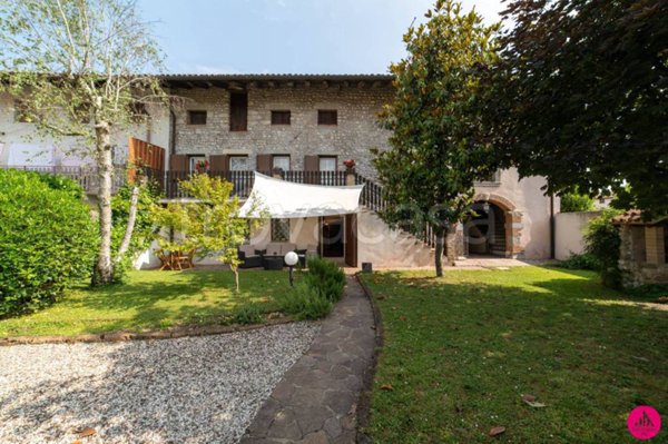 casa indipendente in vendita ad Udine in zona Beivars