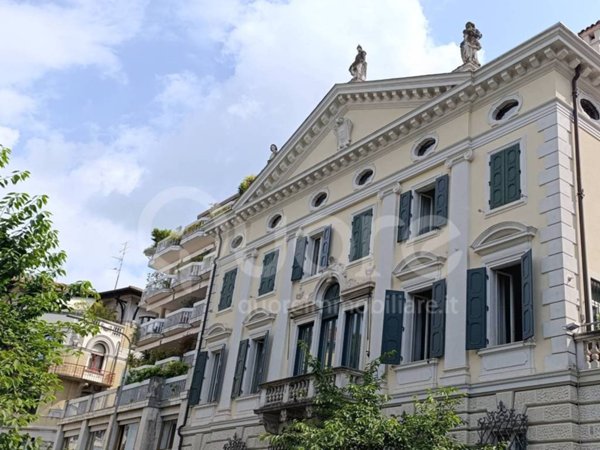 ufficio in vendita ad Udine