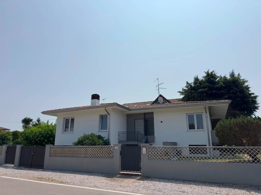 casa indipendente in vendita ad Udine