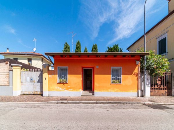 casa indipendente in vendita ad Udine