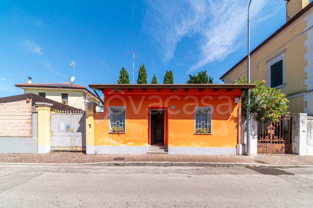 casa indipendente in vendita ad Udine