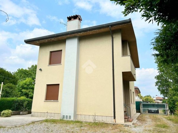 casa indipendente in vendita ad Udine in zona Baldasseria