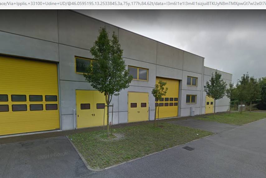 locale commerciale in vendita ad Udine