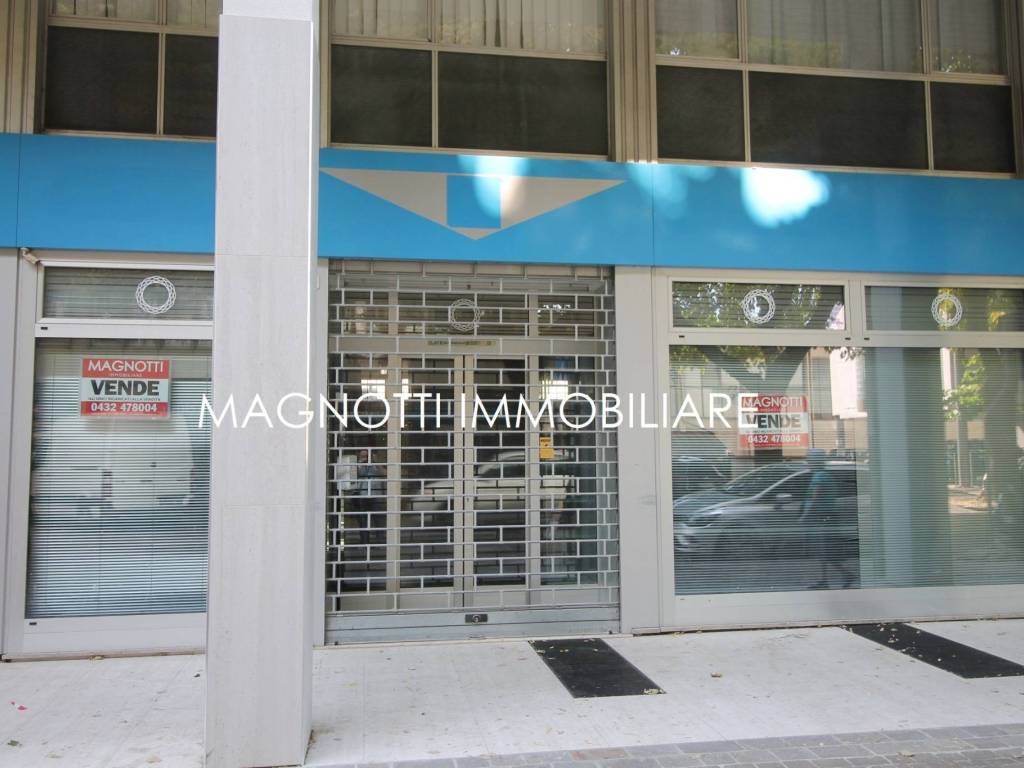 negozio in vendita ad Udine