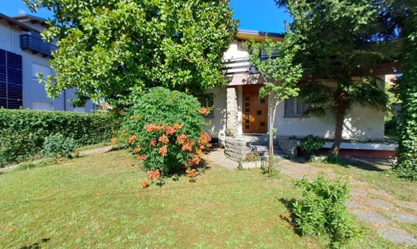 casa indipendente in vendita ad Udine in zona Paparotti