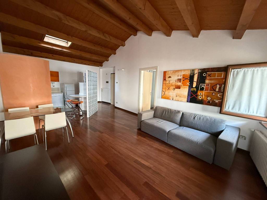 appartamento in vendita ad Udine in zona Centro Storico