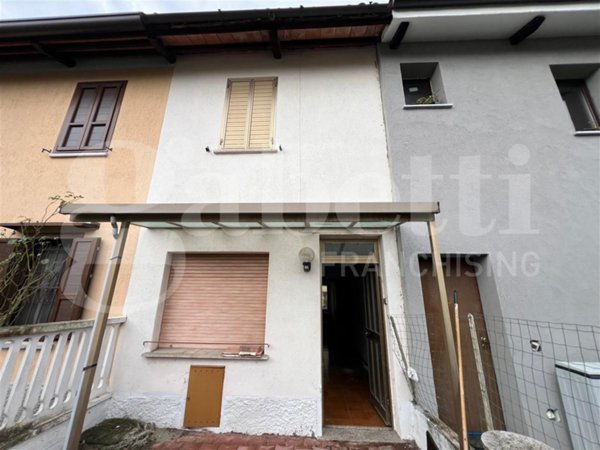 casa indipendente in vendita ad Udine in zona Paparotti