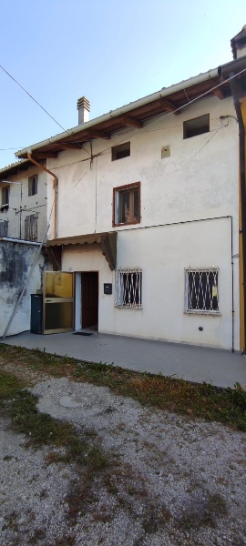 appartamento in vendita ad Udine in zona Paparotti