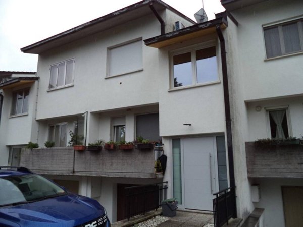 casa indipendente in vendita ad Udine in zona Rizzi