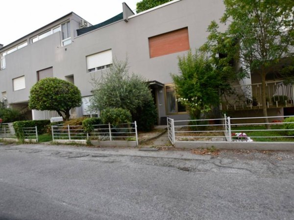 casa indipendente in vendita ad Udine