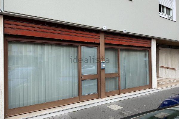 ufficio in vendita ad Udine
