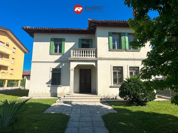 casa indipendente in vendita ad Udine in zona Centro Storico