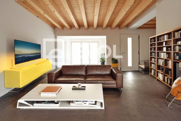 intera palazzina in vendita ad Udine in zona Centro Storico