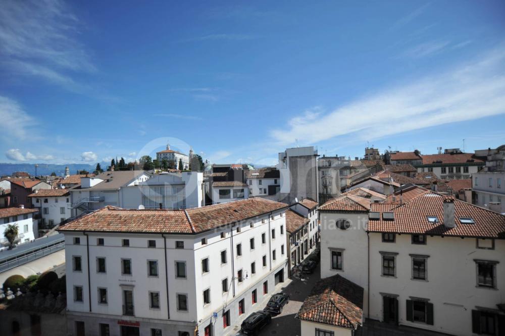 appartamento in vendita ad Udine in zona Centro Storico