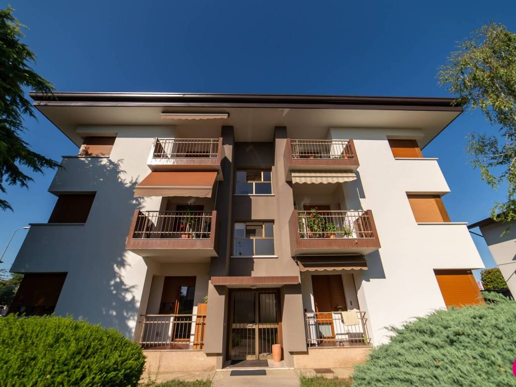 appartamento in vendita ad Udine in zona Vât