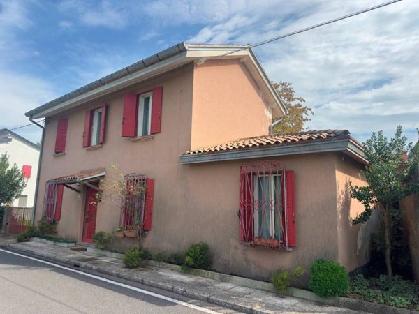 casa indipendente in vendita ad Udine