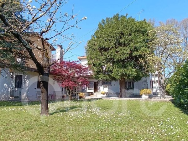 casa indipendente in vendita ad Udine in zona San Rocco