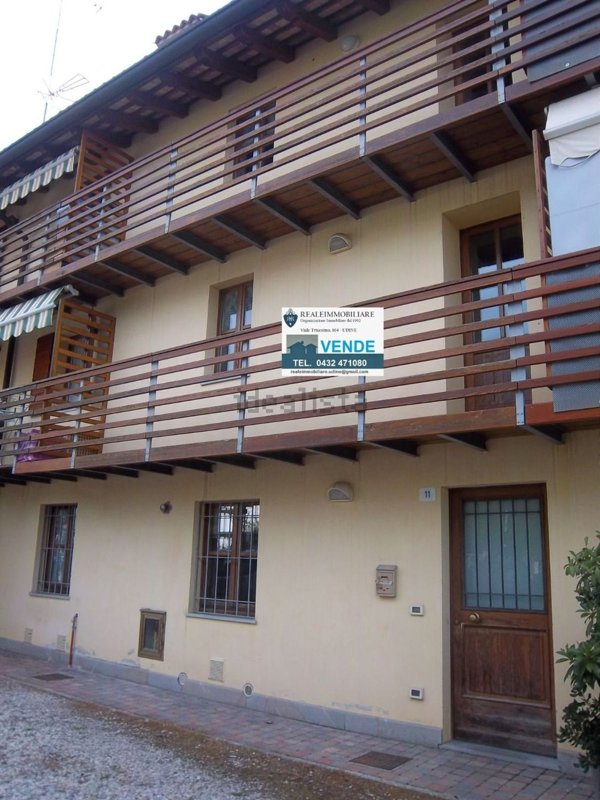 appartamento in vendita ad Udine in zona Vât