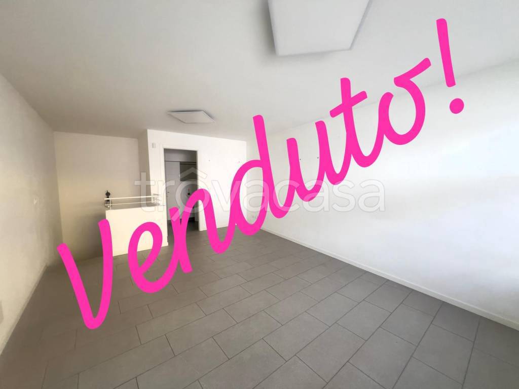 negozio in vendita ad Udine