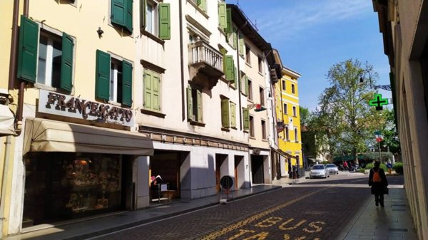 quadrivano in vendita ad Udine in zona Centro Storico