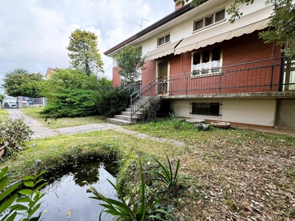 casa indipendente in vendita ad Udine in zona San Paolo/Sant'Osvaldo