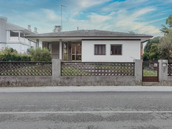 casa indipendente in vendita ad Udine