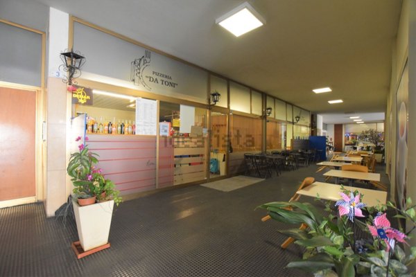 locale commerciale in vendita ad Udine in zona Centro Storico