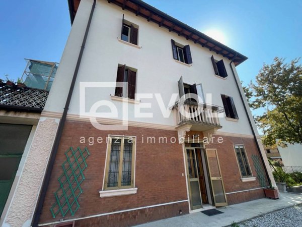 casa indipendente in vendita ad Udine